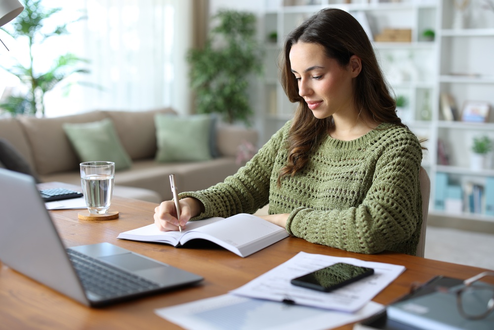 Custom book writing services by experienced book writers